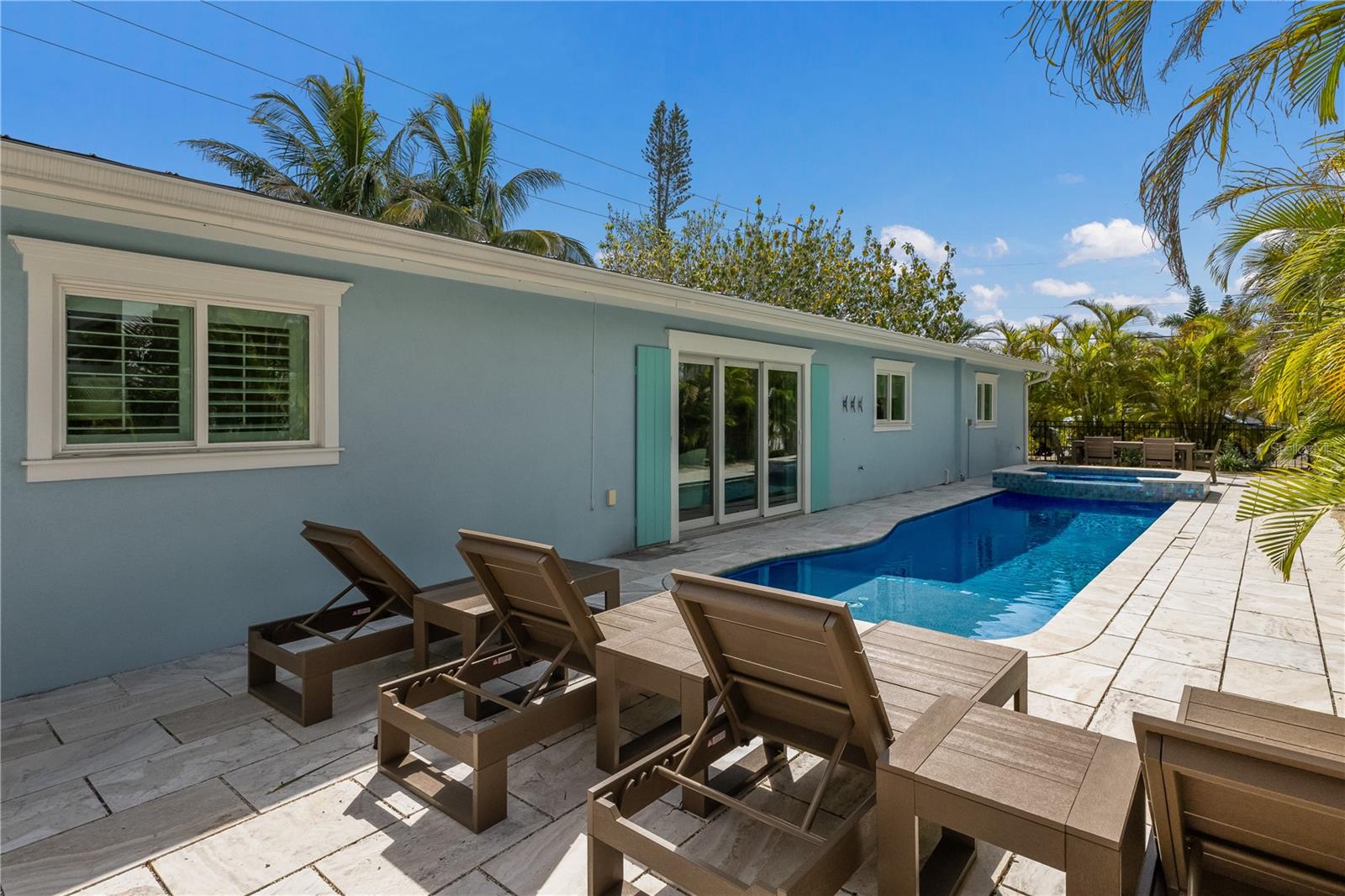 ANNA MARIA BEACH - Residential