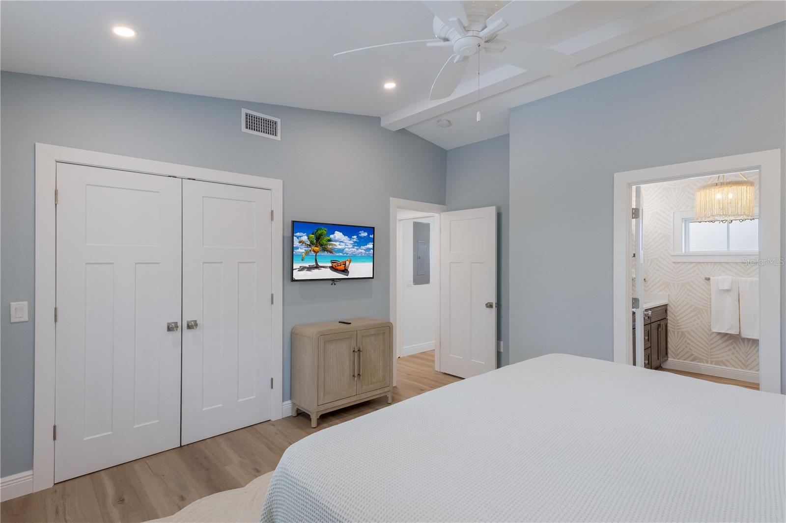ANNA MARIA BEACH - Residential