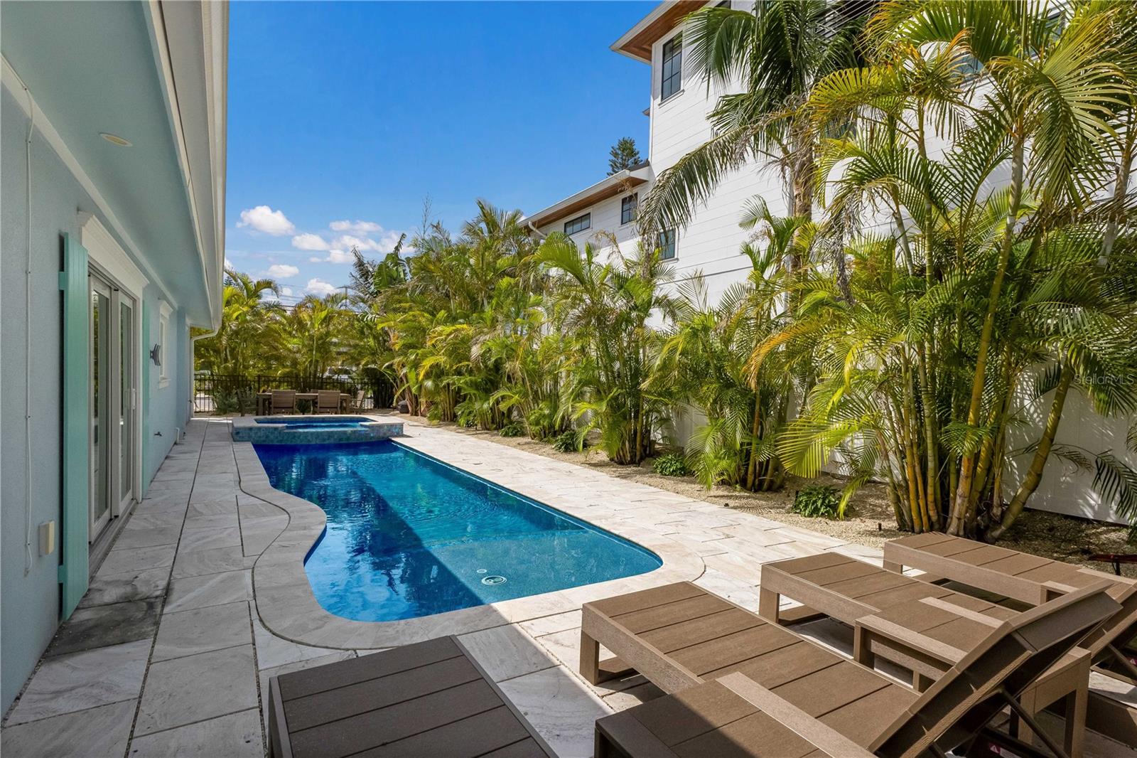 ANNA MARIA BEACH - Residential