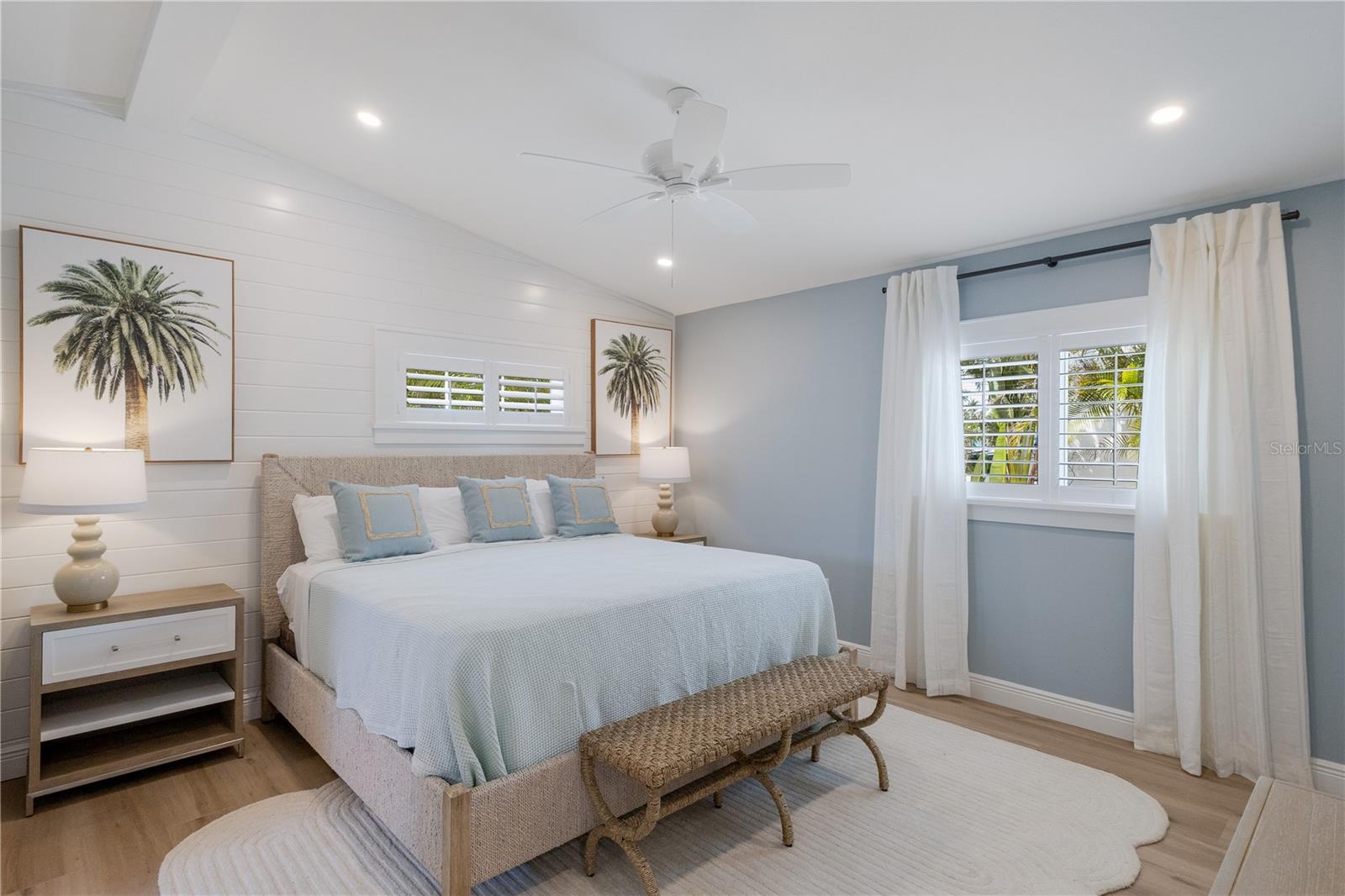 ANNA MARIA BEACH - Residential