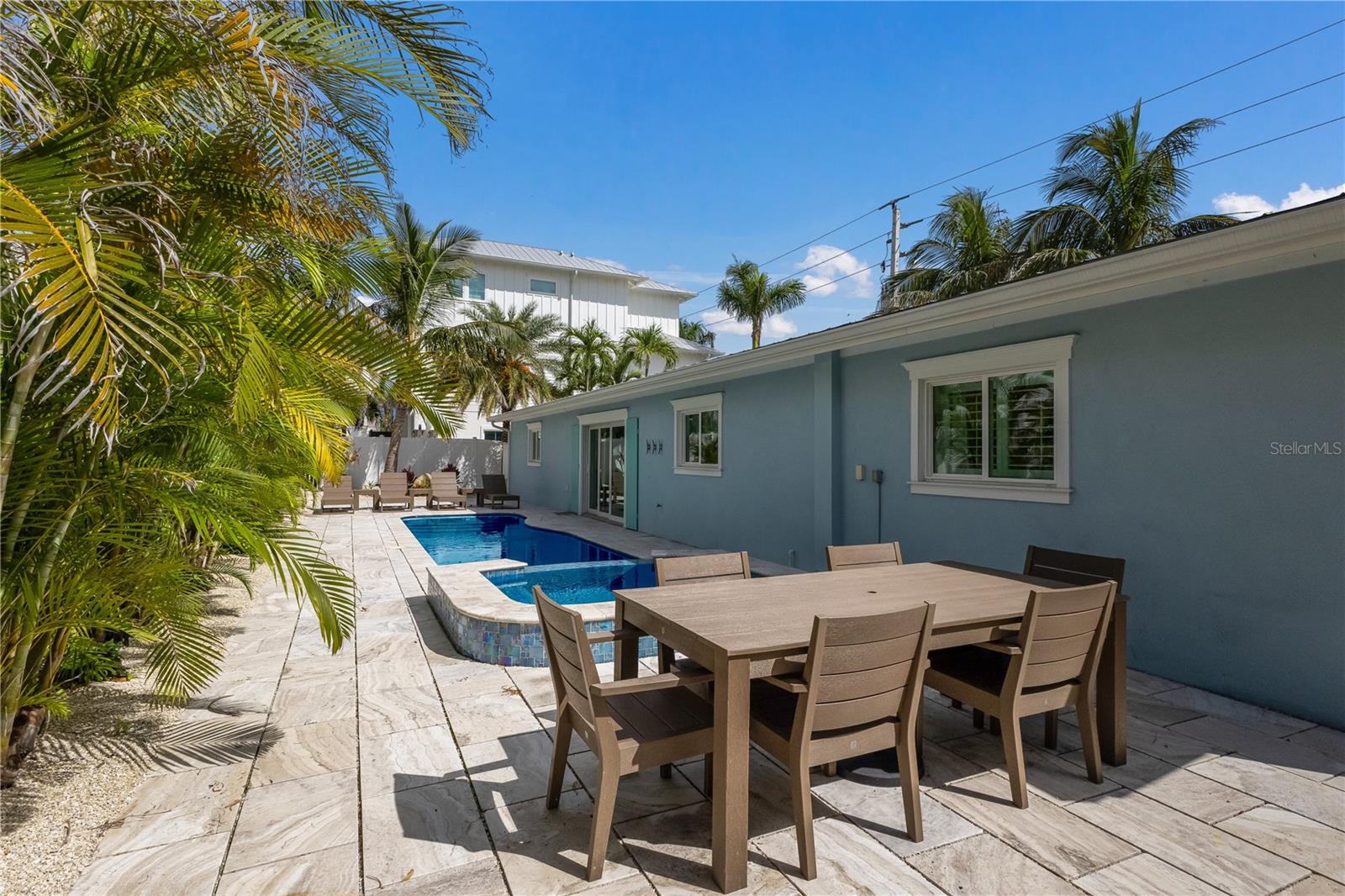 ANNA MARIA BEACH - Residential