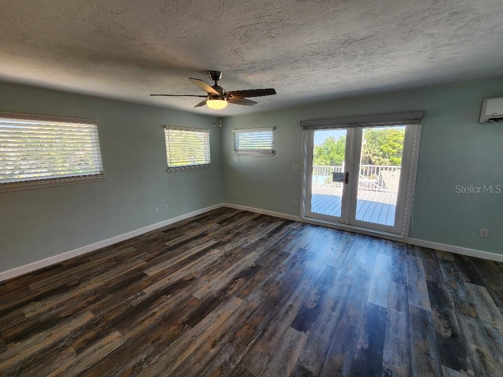 CORONADO SHORES UNIT 06 - Residential