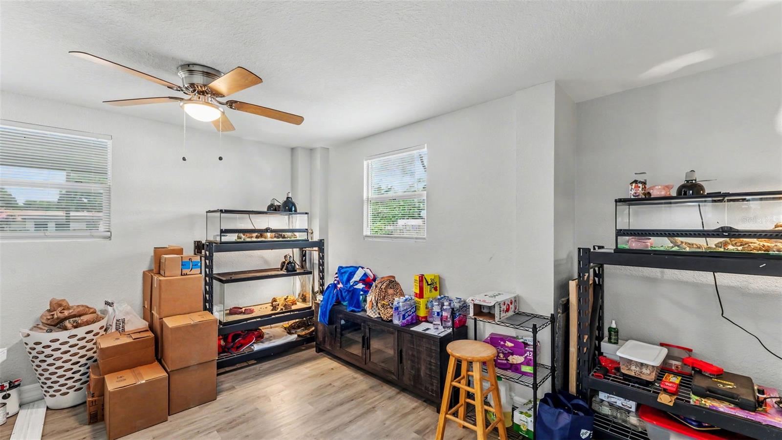 CRYSTAL SHORES - Residential