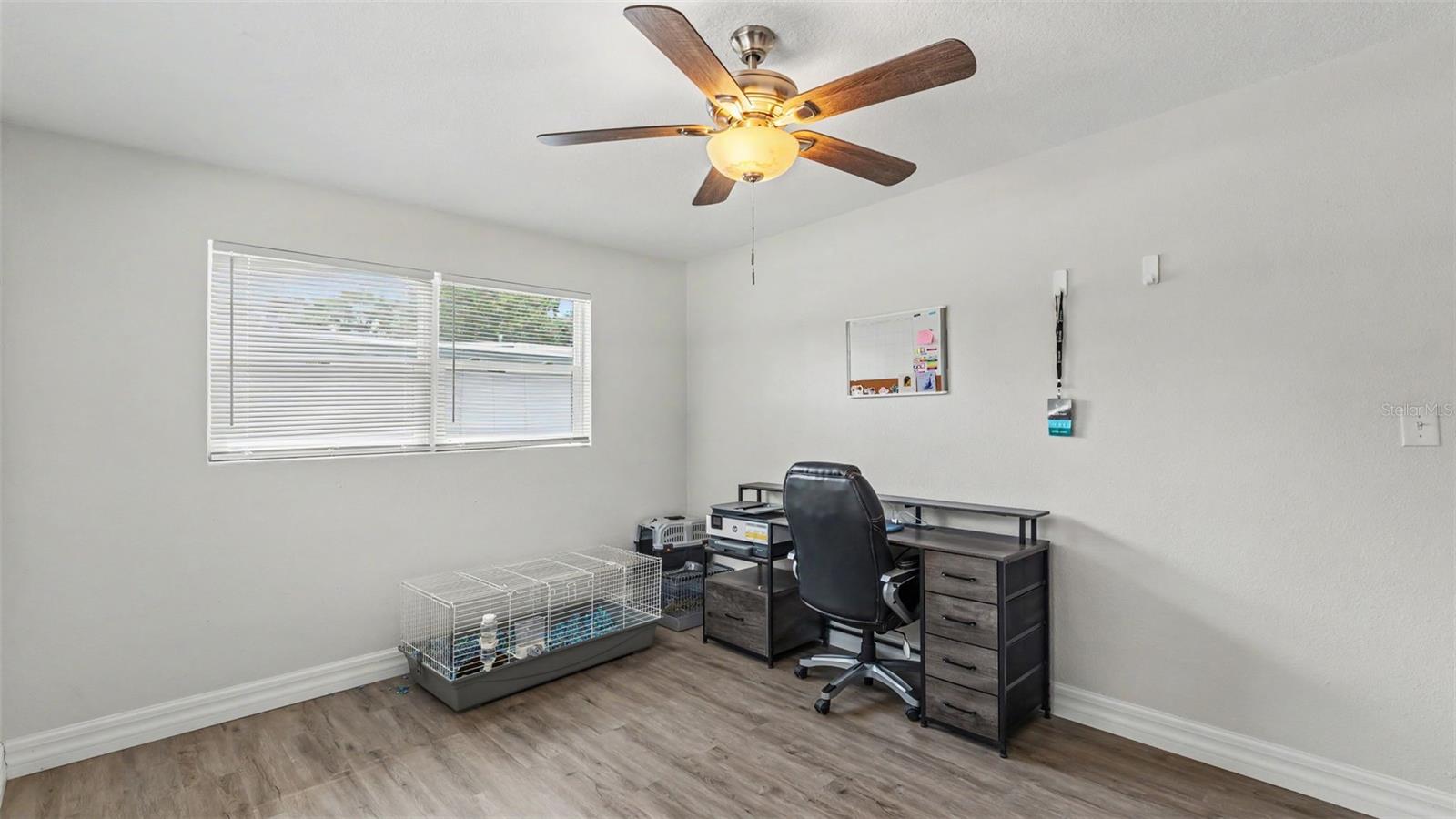 CRYSTAL SHORES - Residential