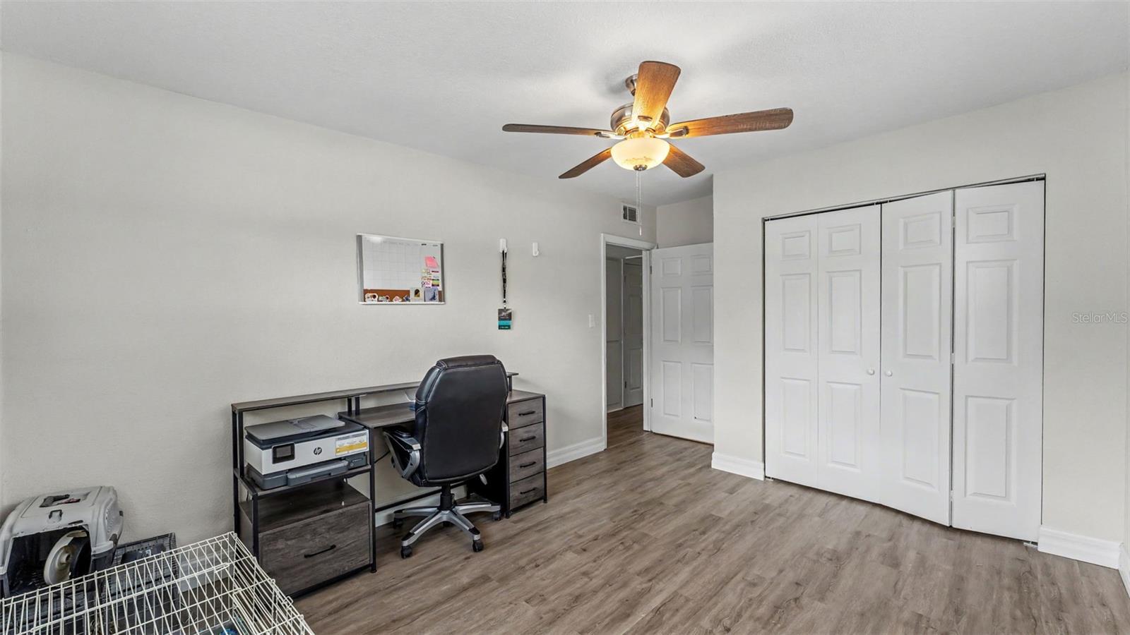 CRYSTAL SHORES - Residential