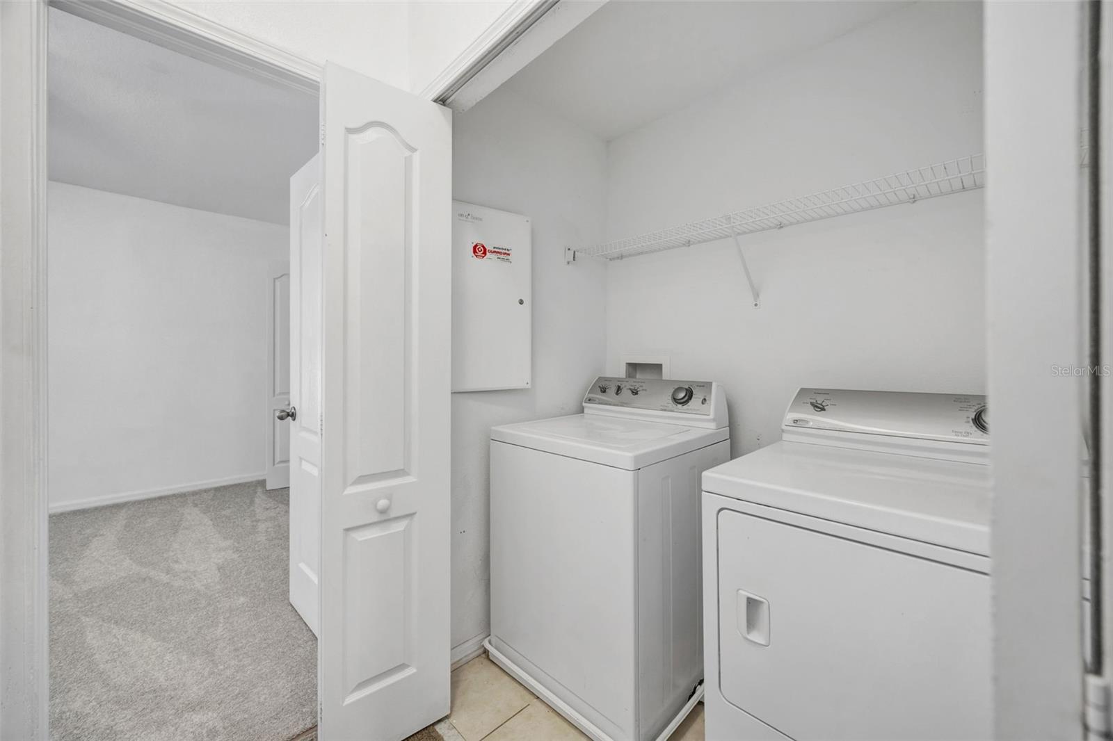 FISHHAWK RANCH TWNHMS PH - Residential