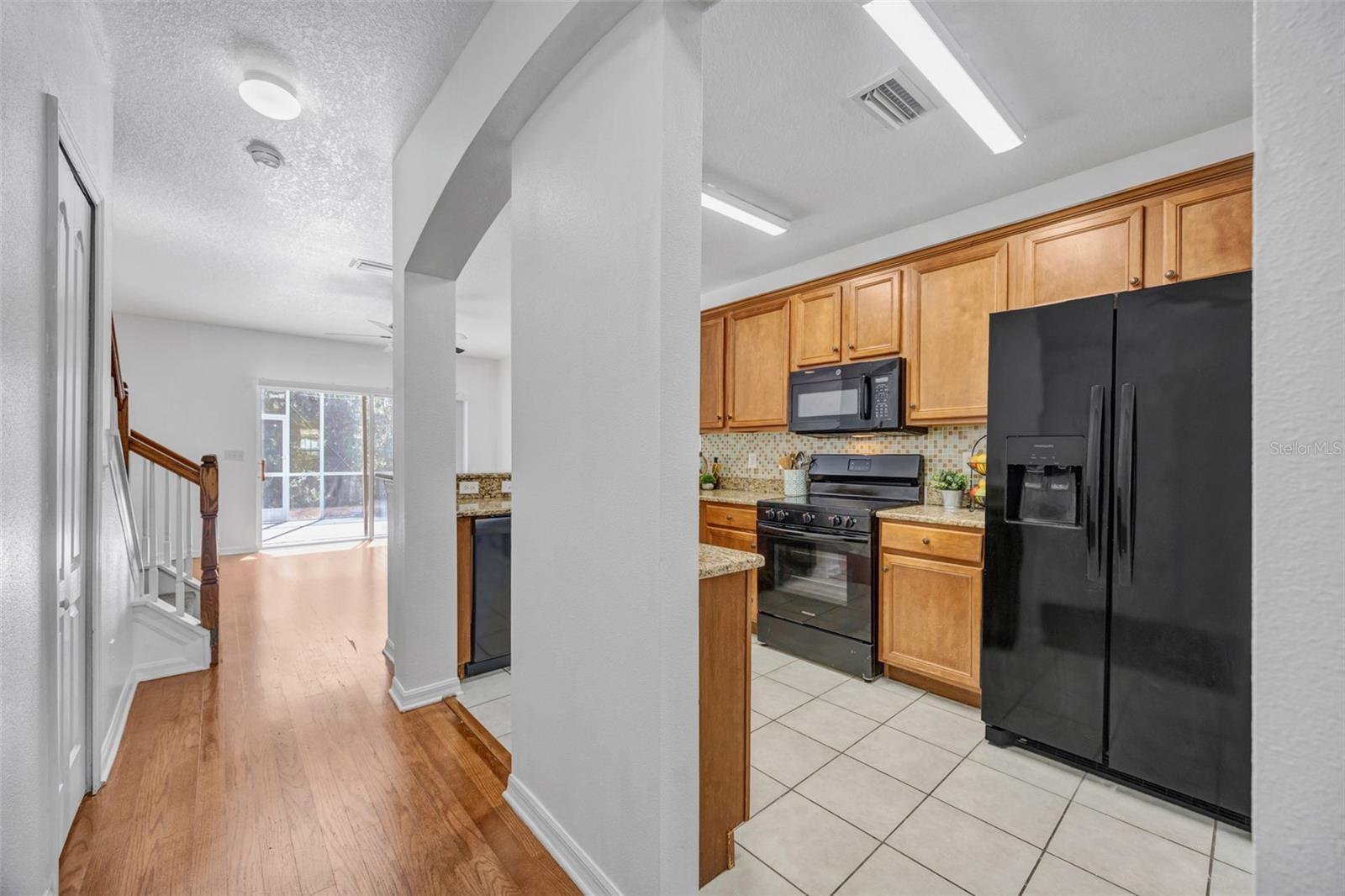 FISHHAWK RANCH TWNHMS PH - Residential