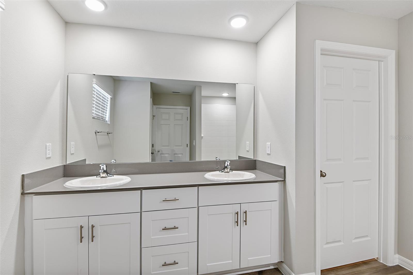 PASADENA RIDGE - Residential