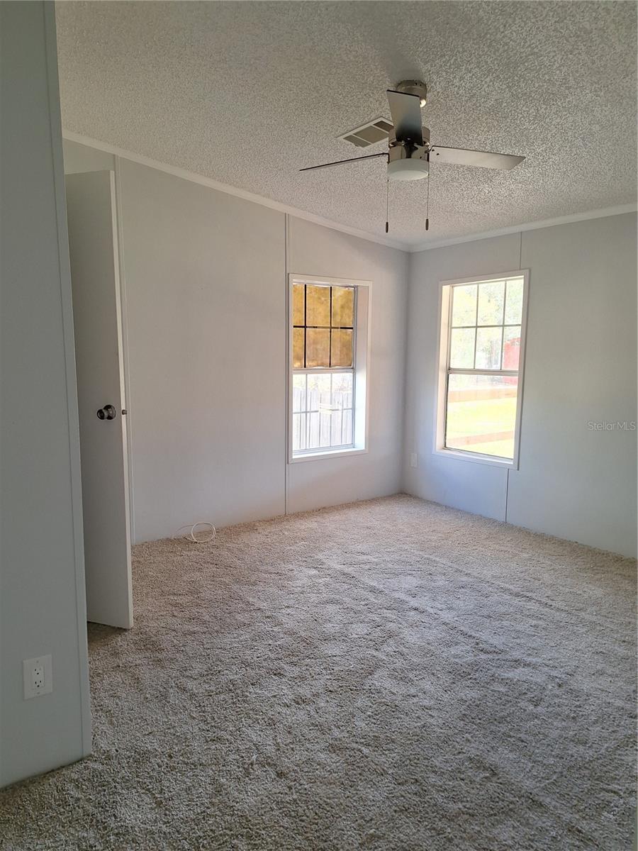 PARADISE COUNTRY ESTATES - Residential