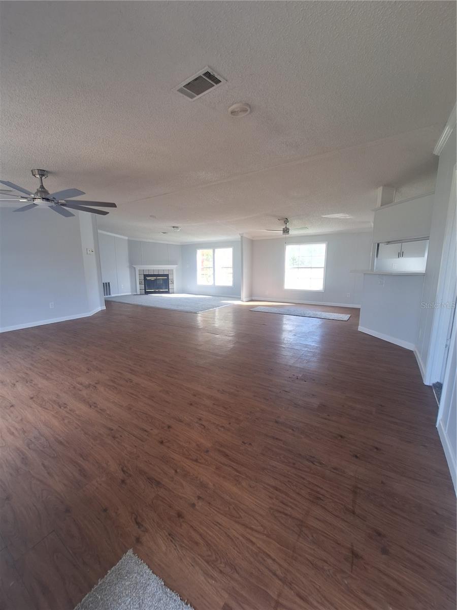 PARADISE COUNTRY ESTATES - Residential