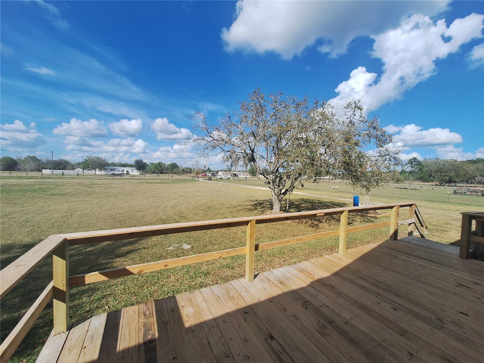 PARADISE COUNTRY ESTATES - Residential