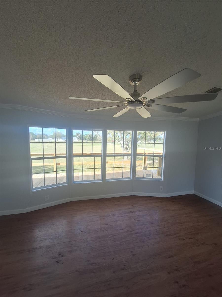 PARADISE COUNTRY ESTATES - Residential