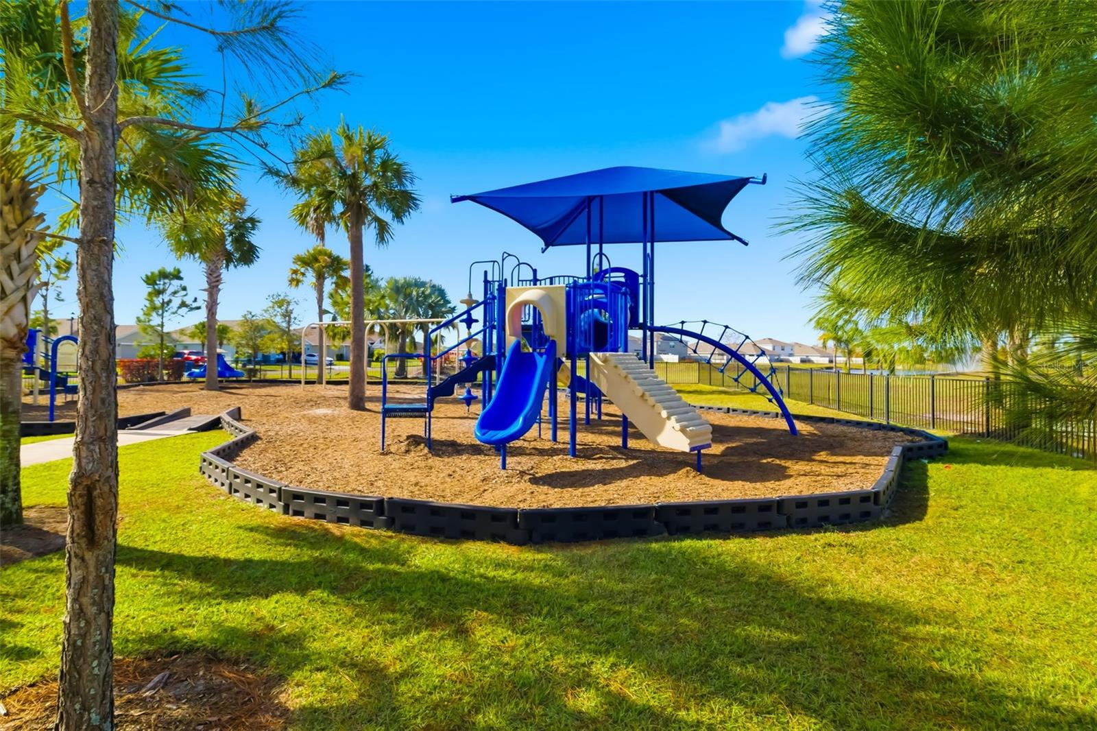 BELLA LAGO PH I - Residential