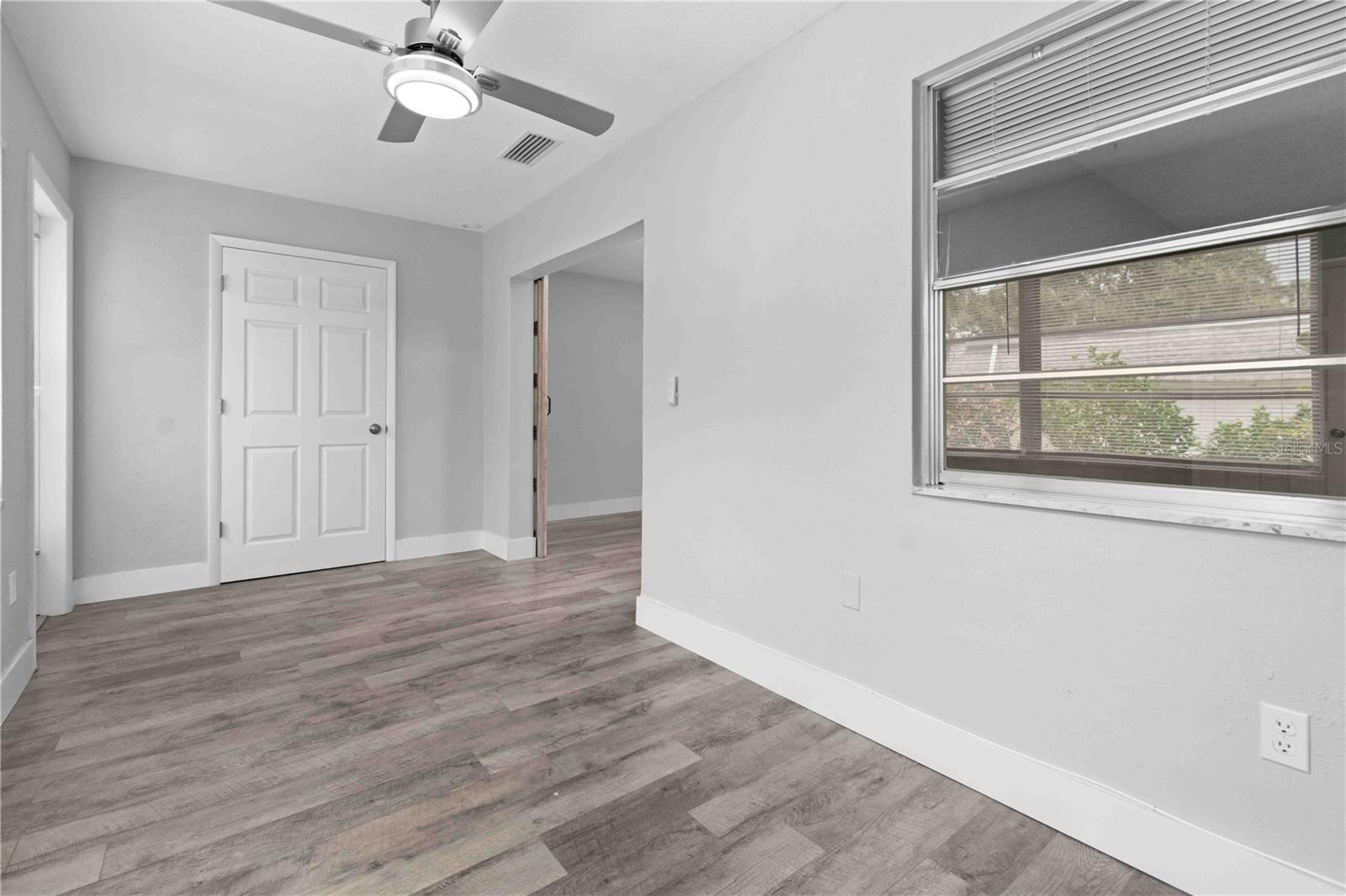 1421 NORMANDY PARK DRIVE 2