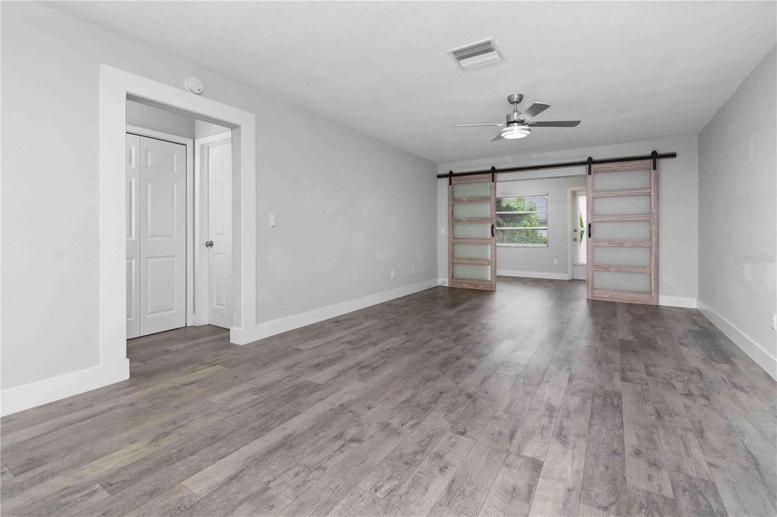 1421 NORMANDY PARK DRIVE 2