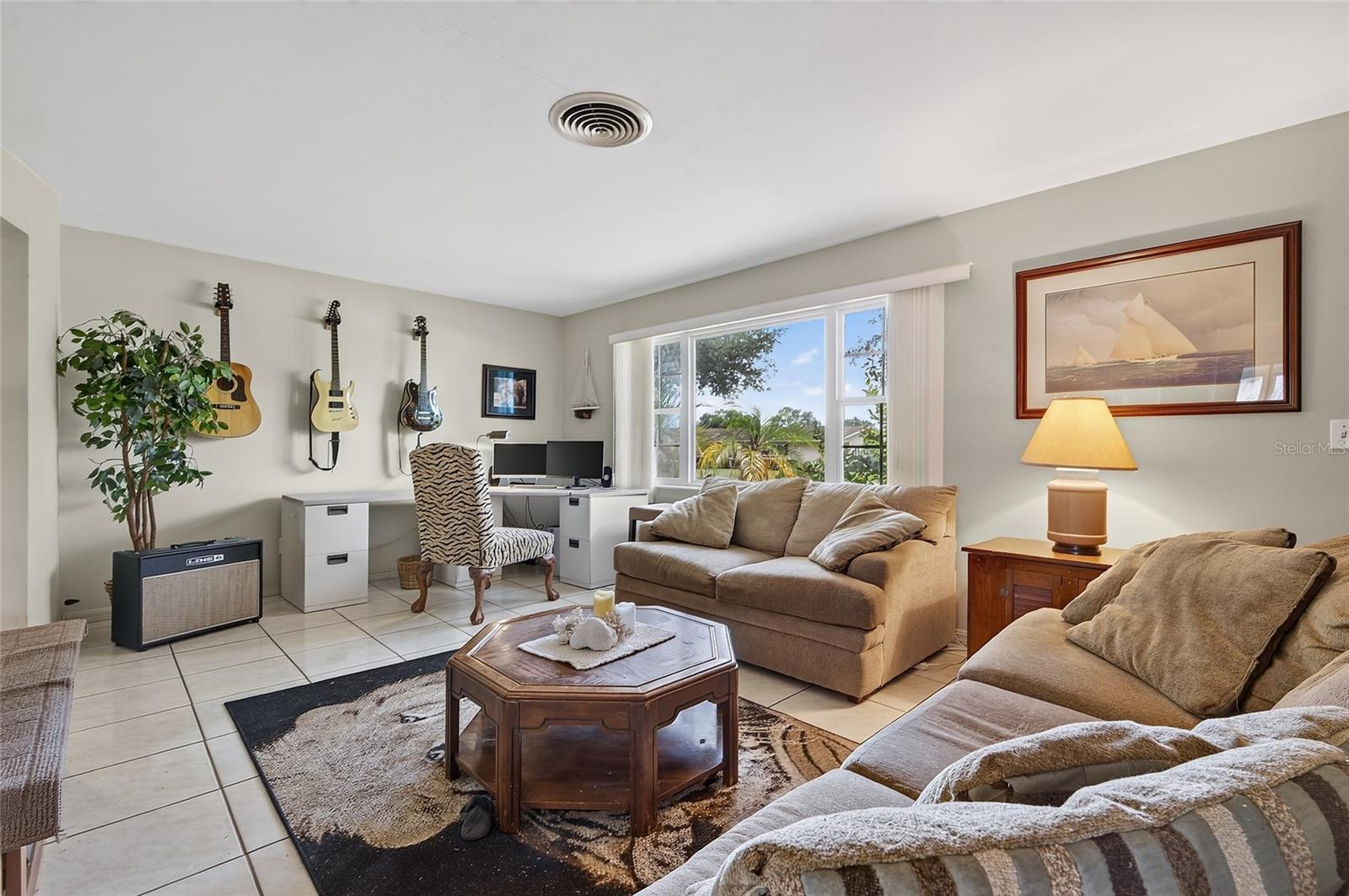 1342 EDMONTON DRIVE