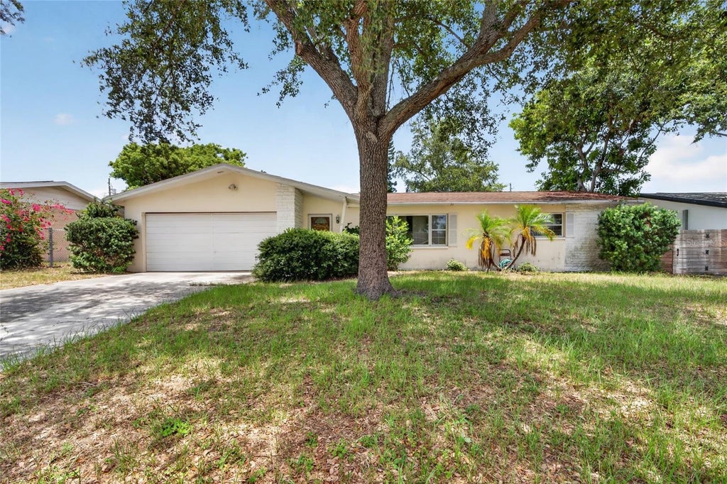 Photo of 1342 Edmonton Drive, Clearwater, FL 33756 (MLS # TB8520515)