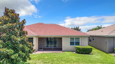 A home in WIMAUMA