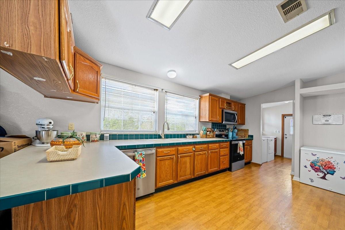 BELLEVIEW HILLS ESTATE - Residential