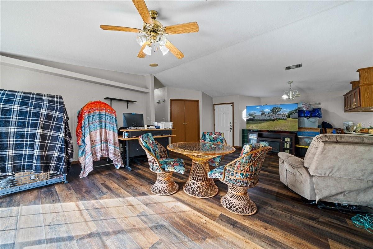 BELLEVIEW HILLS ESTATE - Residential