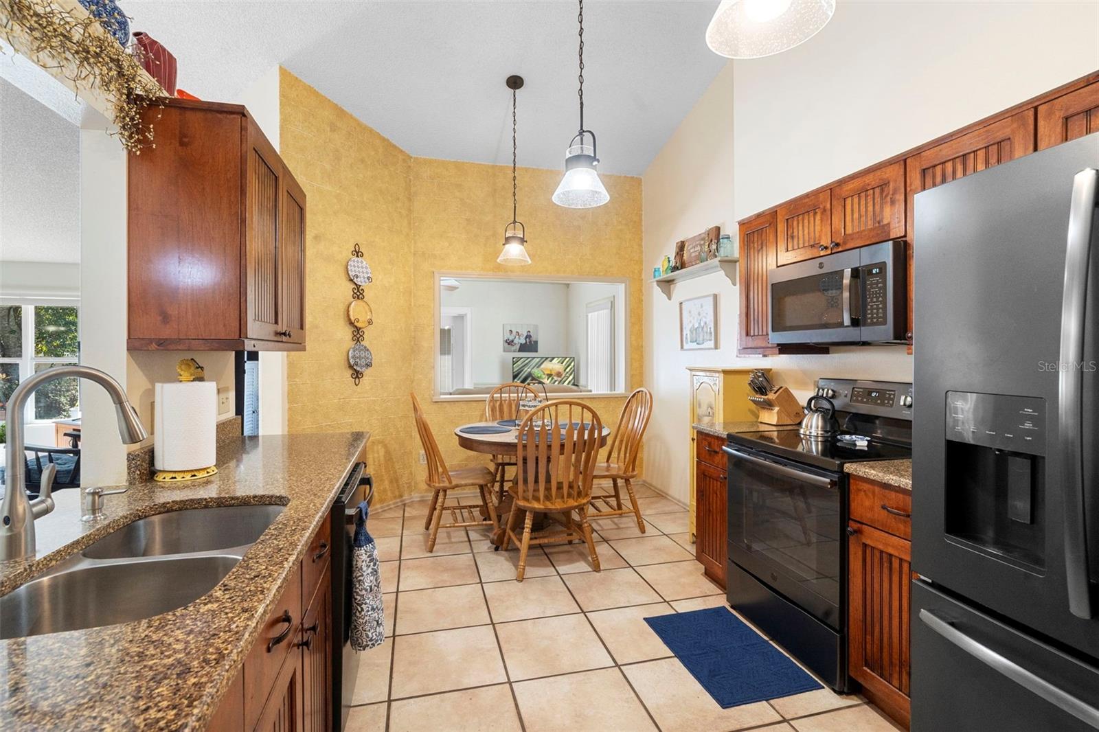 2581 SWEET SPRINGS STREET