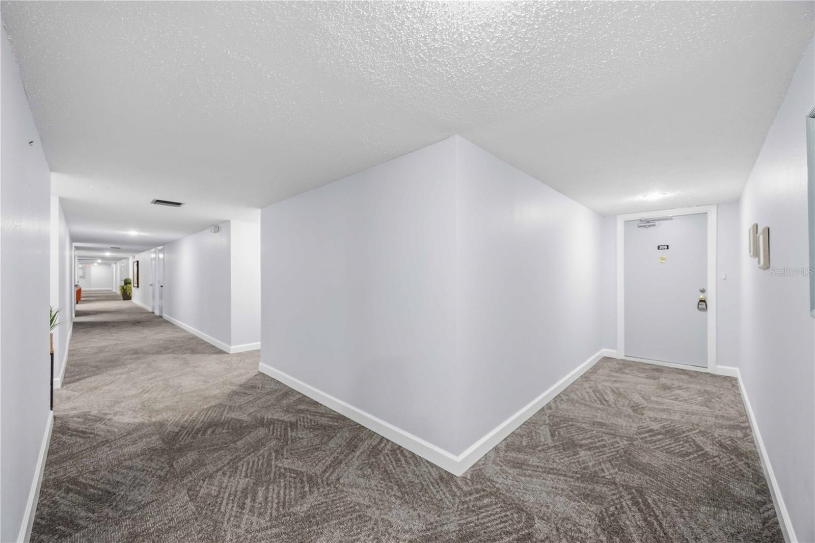 EMERALD POINTE PH 04 - Residential