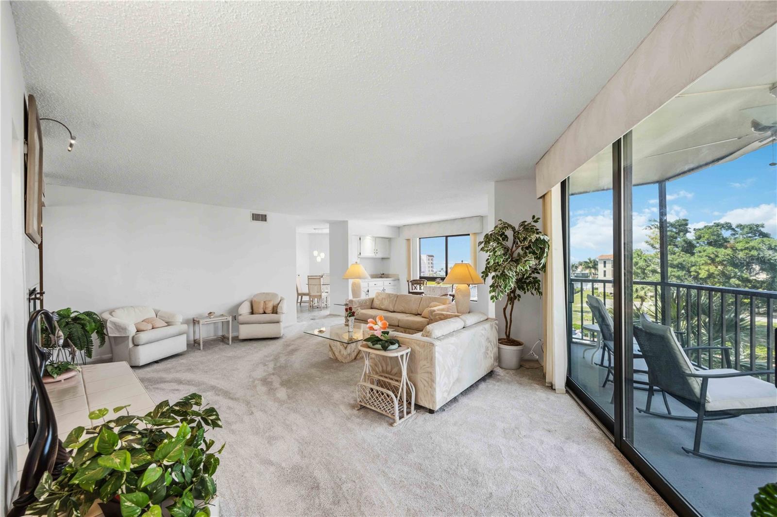 EMERALD POINTE PH 04 - Residential