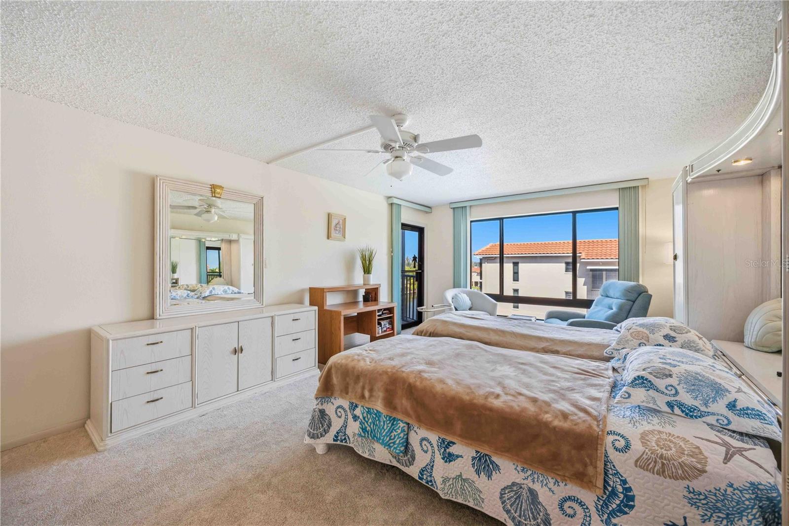 EMERALD POINTE PH 04 - Residential