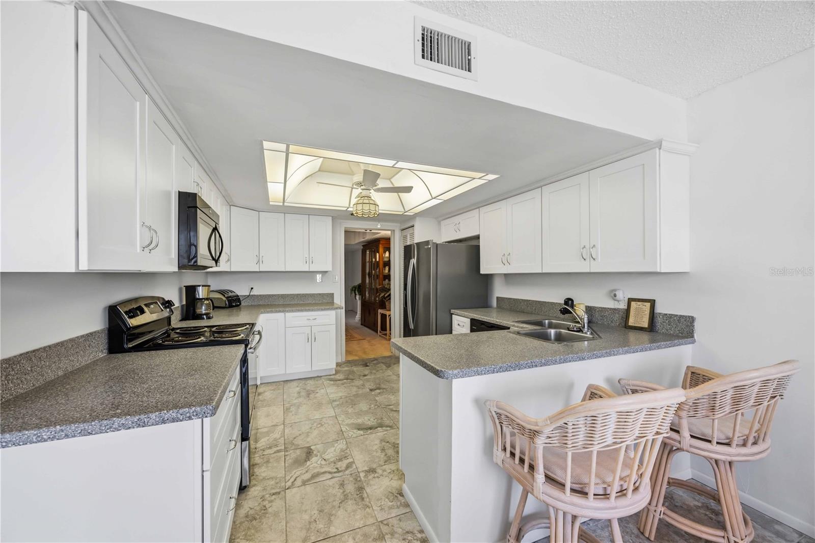 EMERALD POINTE PH 04 - Residential