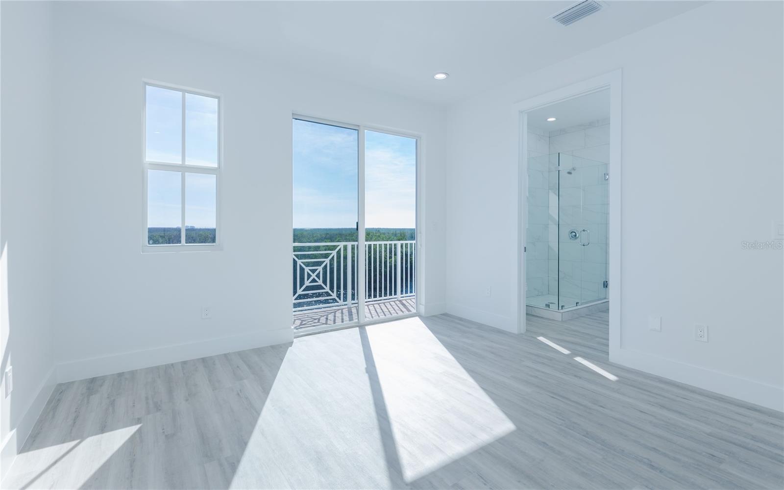 MARINA VILLAS - Residential