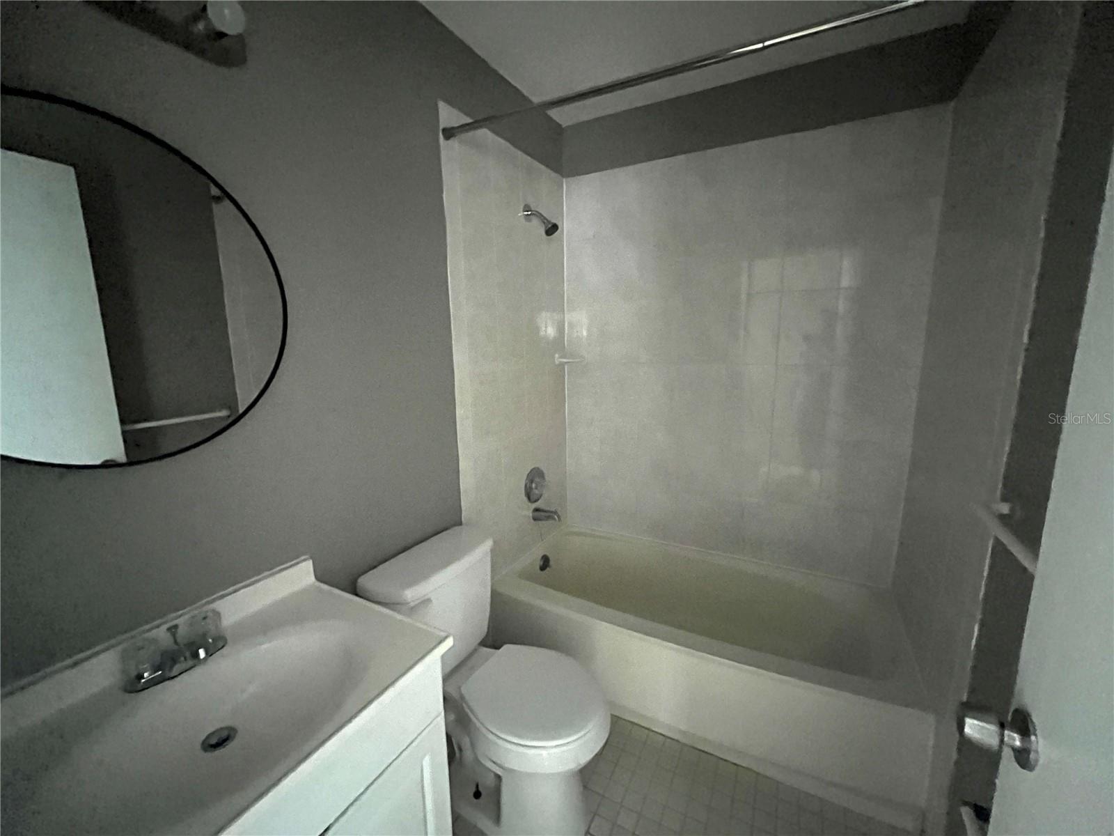 MARION OAKS UN 03 - Residential Lease