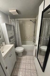 THE OAKS UNIT IV A CONDO - Residential