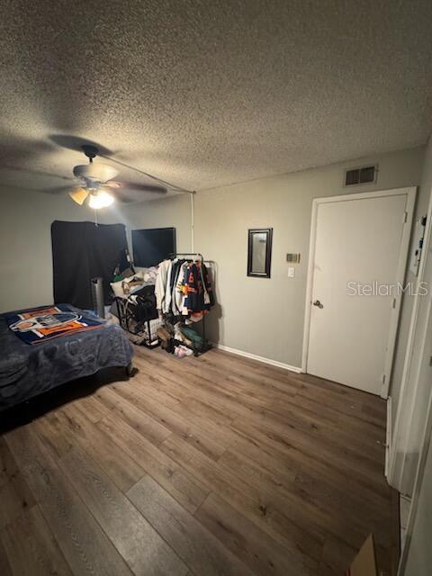 THE OAKS UNIT IV A CONDO - Residential