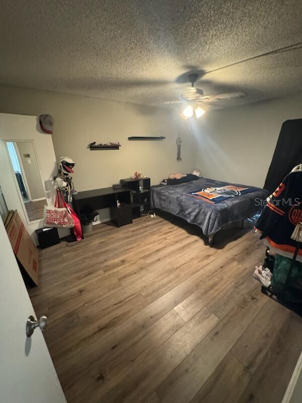 THE OAKS UNIT IV A CONDO - Residential