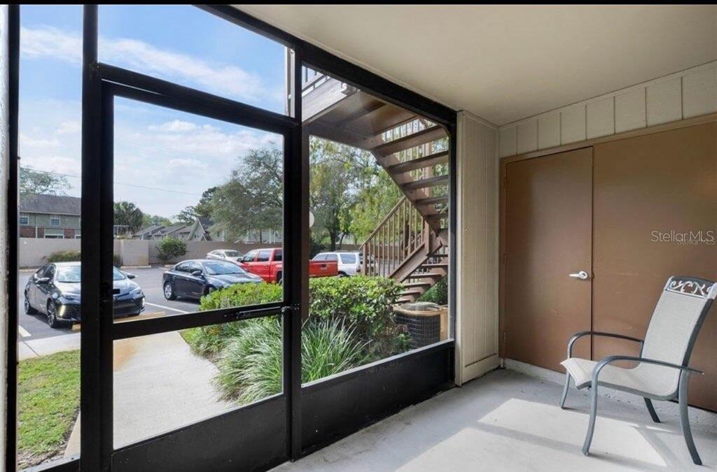 THE OAKS UNIT IV A CONDO - Residential