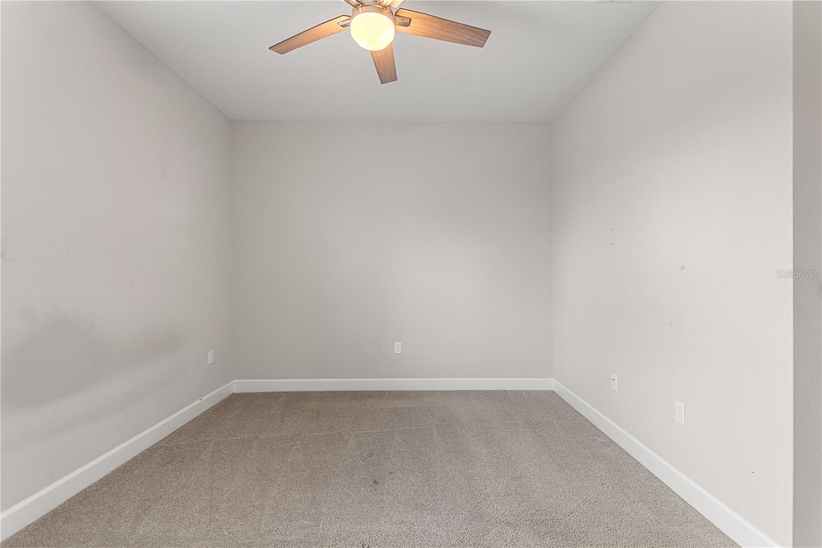 VICTORIA HILLS PH 6 - Residential Lease