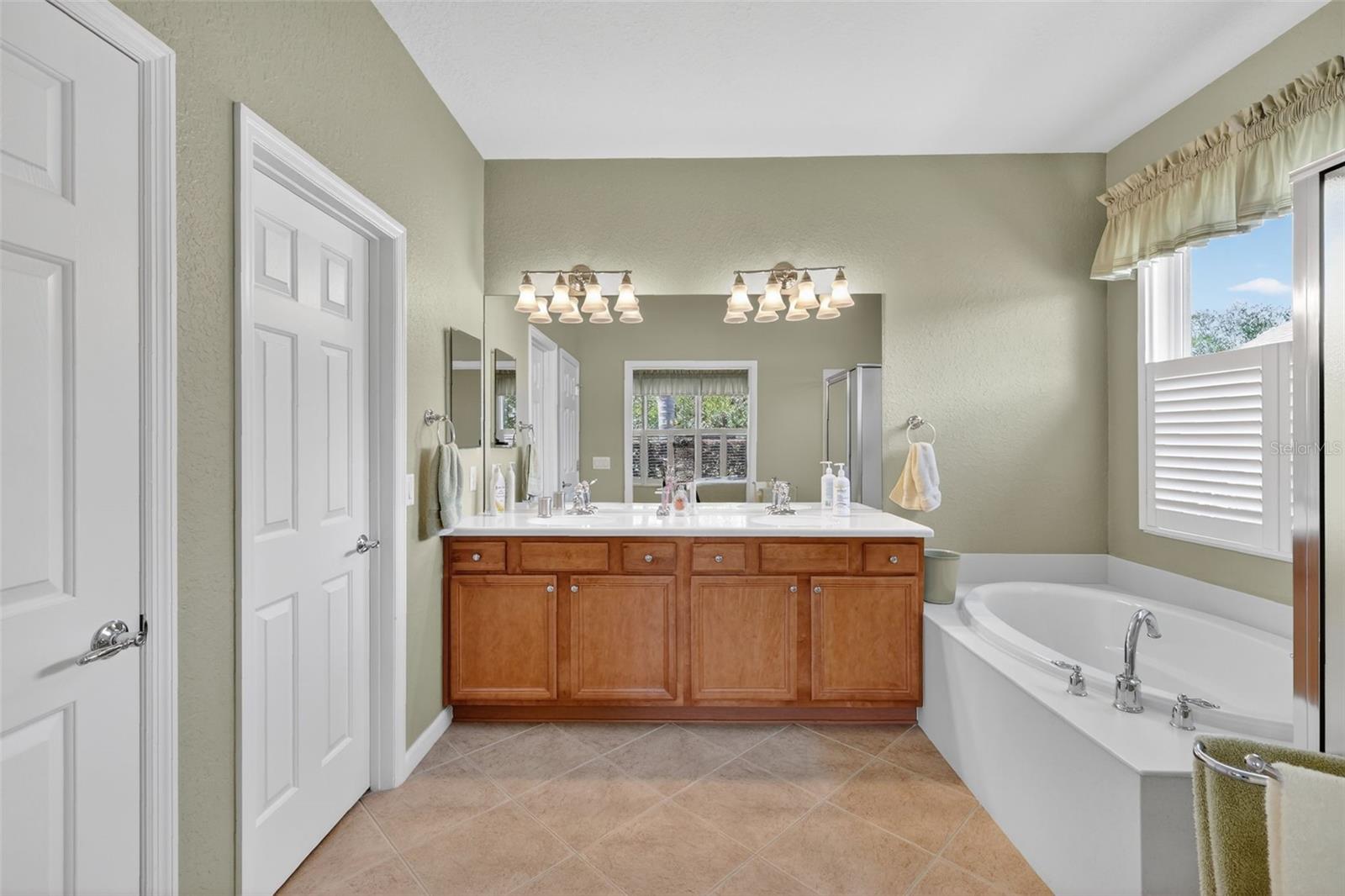 STONE CREEK BY DEL WEBB-BUCKHEAD - Residential