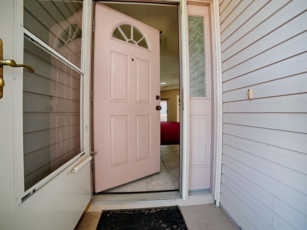 Photo of 752 Old Oaks Lane, Leesburg, FL 34748 (MLS # G5108177)