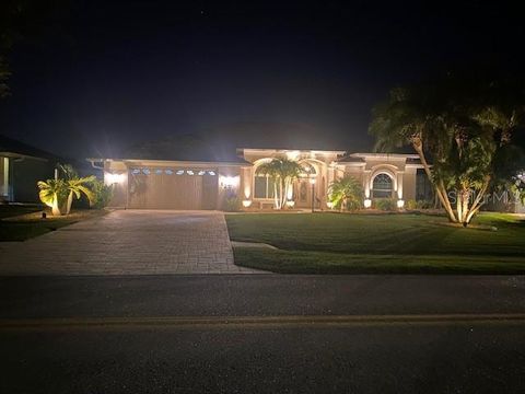 A home in LAKE SUZY