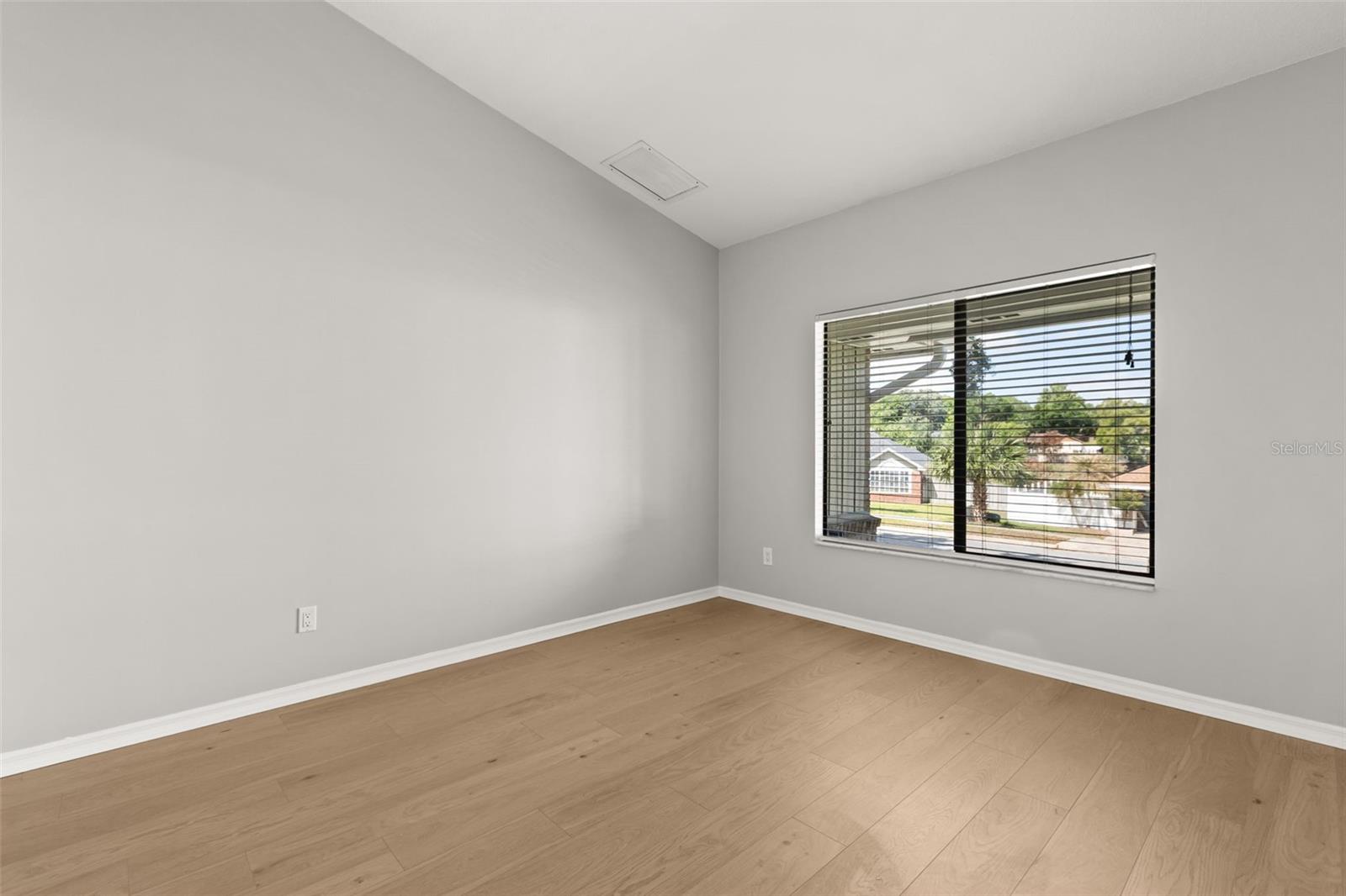 ROSE HILL - Residential