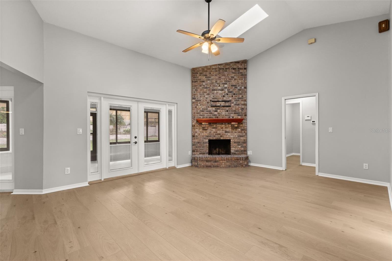 ROSE HILL - Residential