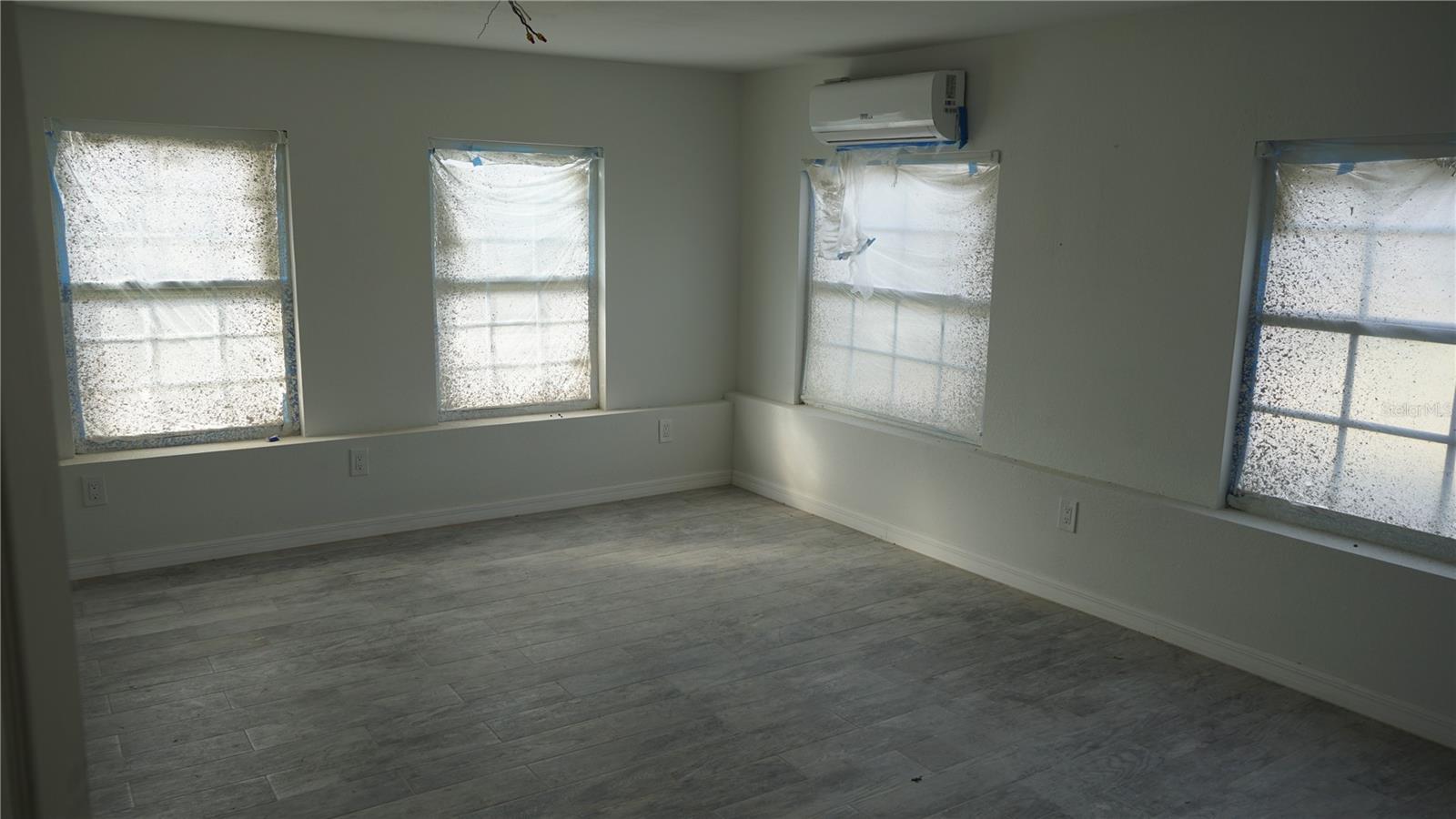 AQUI ESTATE UNIT 01 - Residential