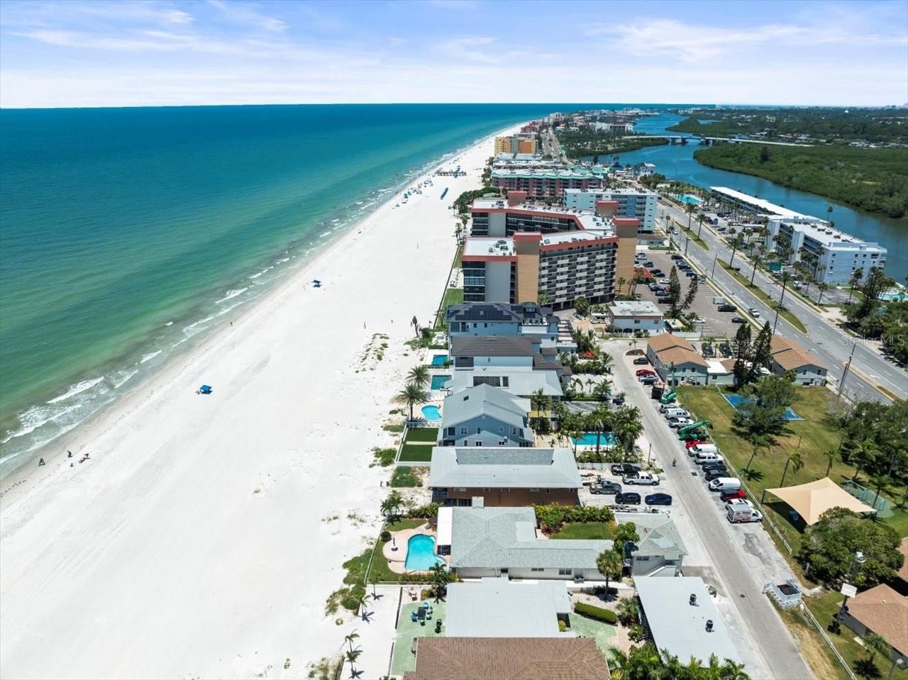 SUNSET VILLA CONDO - Land