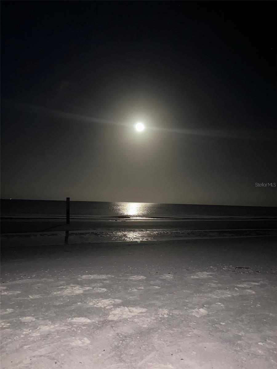 18218 SUNSET BOULEVARD B