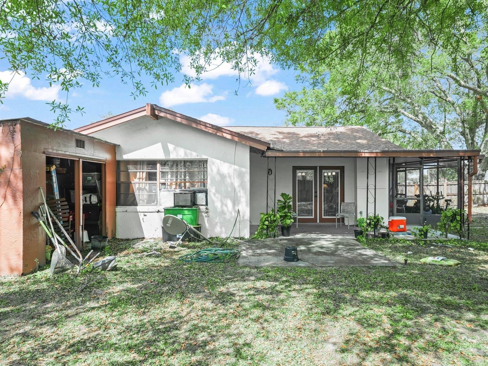 SUN N LAKE - Residential