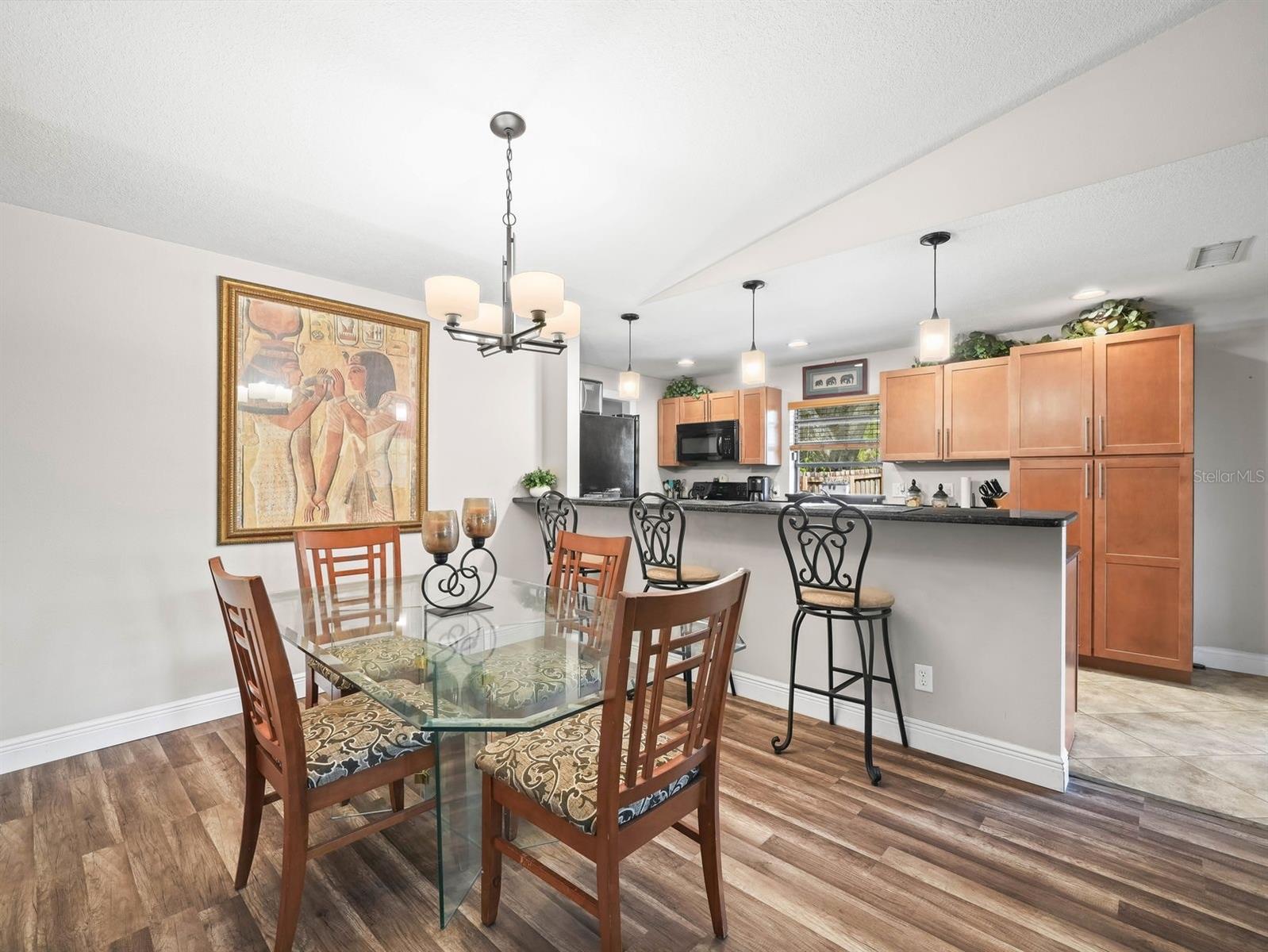 SUN N LAKE - Residential