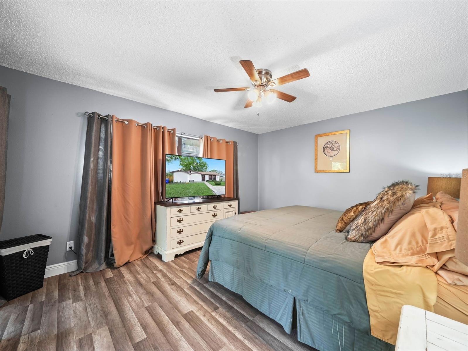 SUN N LAKE - Residential