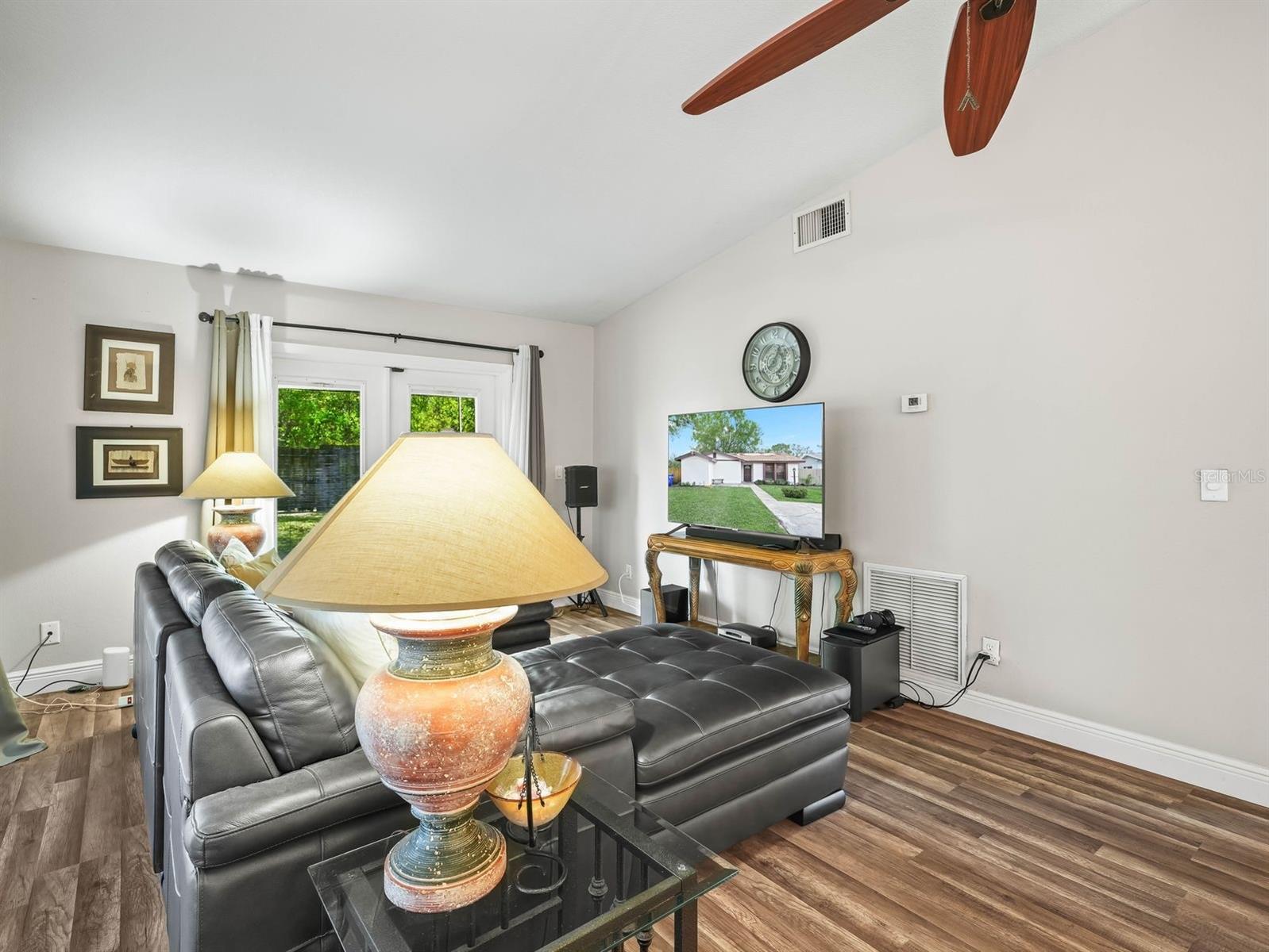 SUN N LAKE - Residential