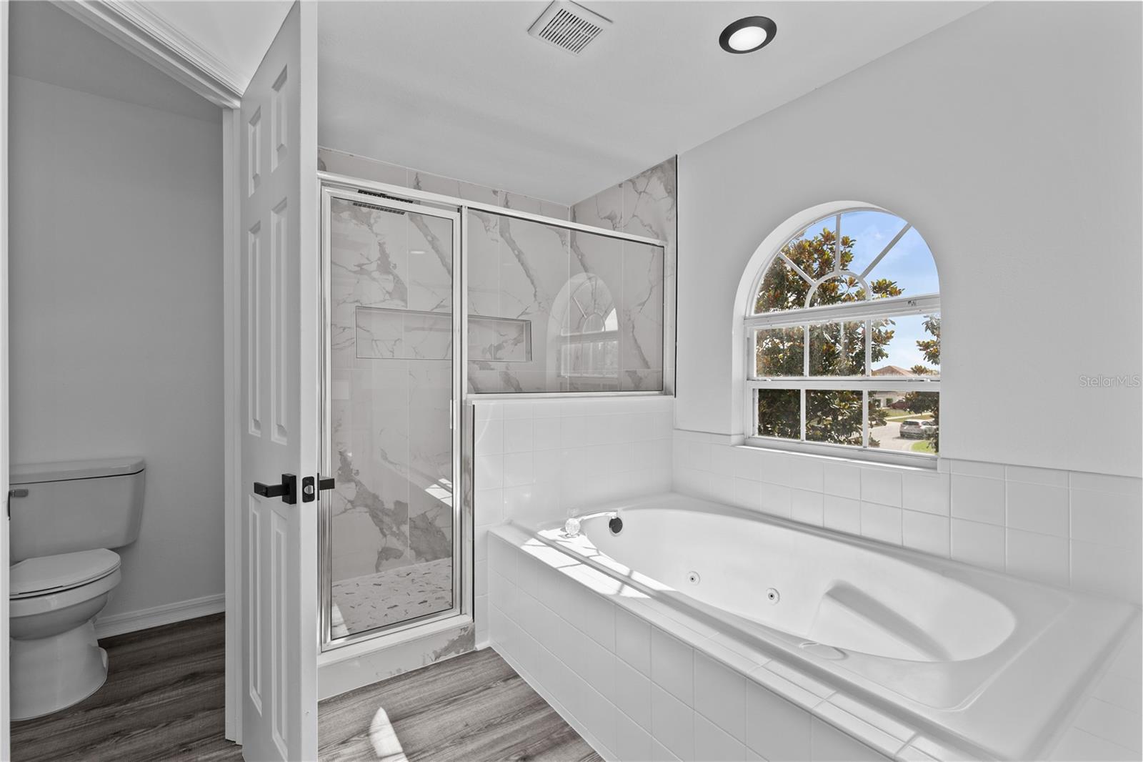 BANYAN COVE AT CYPRESS WOODS - Residential