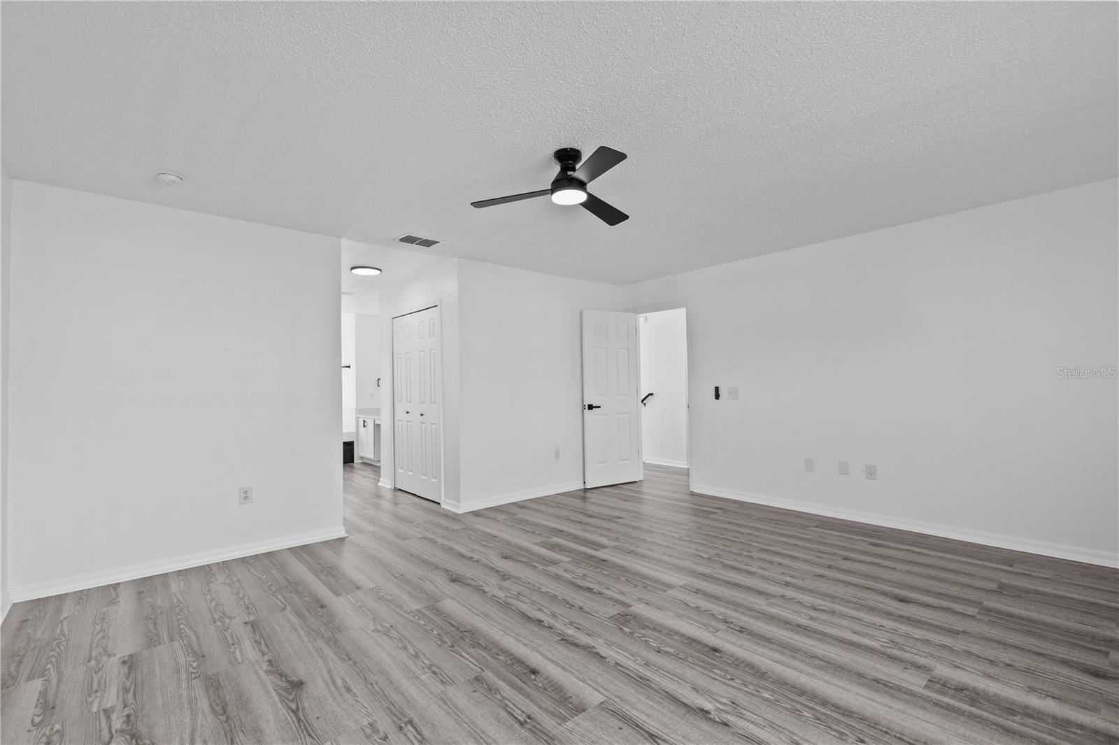 BANYAN COVE AT CYPRESS WOODS - Residential
